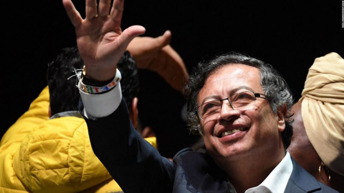 inner1750688419105cnne-1227245-petro-propone-un-cambio-en-colombia-que-desafios-enfrenta.jpg