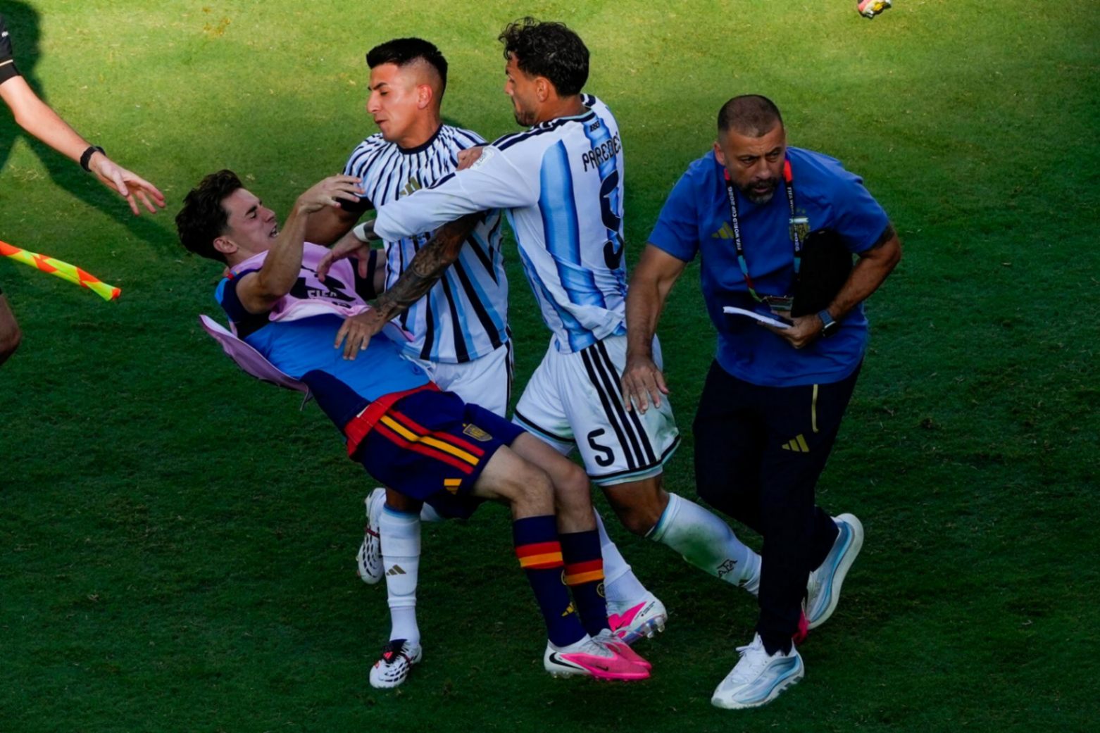 inner1784830439079Mundial-2.jpg